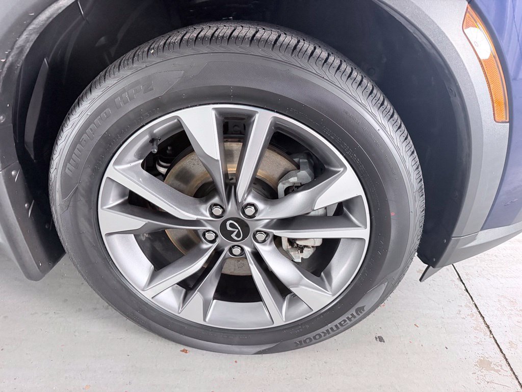 Certified 2023 INFINITI QX60 Luxe w/ Cargo Package FWD image 4