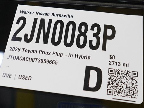 Used 2026 Toyota Prius Plug-In Hybrid FWD image 30