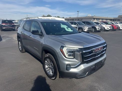 Used 2025 GMC Terrain Elevation image 1