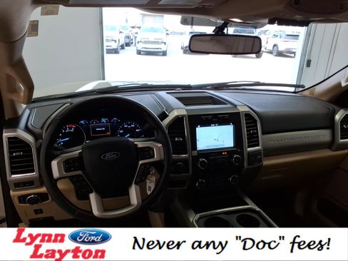 Certified 2018 Ford F250 Lariat w/ Chrome Package image 16