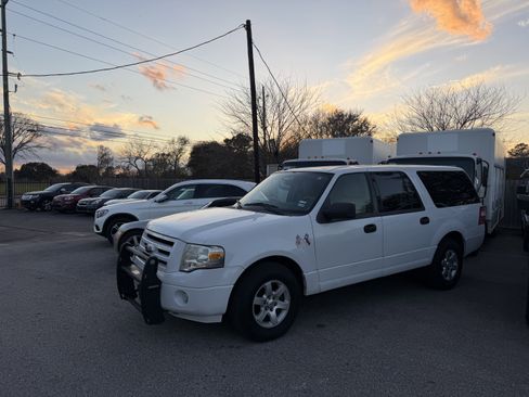 Used 2013 Ford Expedition EL XL image 33
