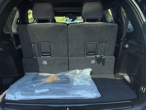 New 2025 Jeep Grand Cherokee L Altitude image 13