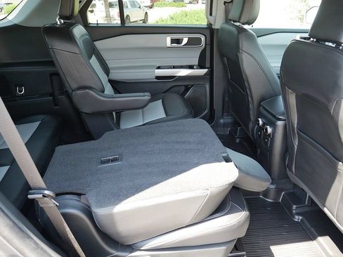 Used 2024 Ford Explorer XLT w/ Equipment Group 202A AWD/4WD image 56