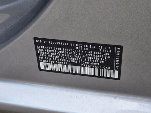 Used 2025 Volkswagen Jetta Sport FWD image 36