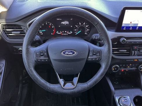 Used 2020 Ford Escape SEL image 13