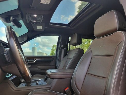 Used 2023 GMC Sierra 1500 Denali w/ Denali Reserve Package AWD/4WD image 11