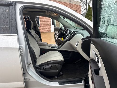 Used 2010 Chevrolet Equinox LTZ image 10