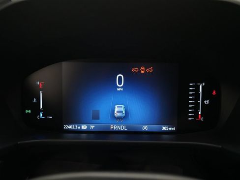 Used 2024 Ford Escape ST-Line w/ Tech Pack #1 AWD/4WD image 2