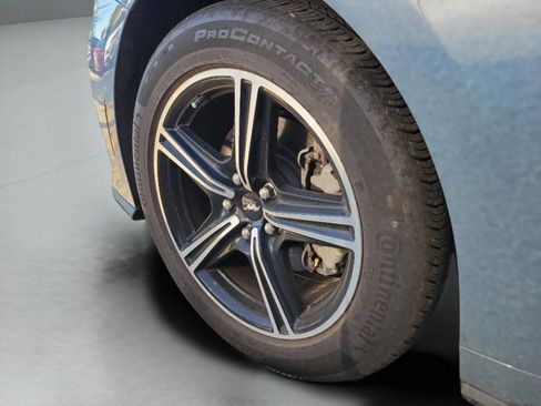 Used 2024 Ford Mustang Coupe RWD image 28