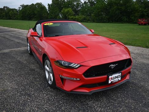 Used 2018 Ford Mustang GT Premium w/ Equipment Group 401A RWD image 9