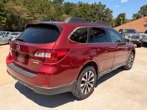 Used 2017 Subaru Outback 2.5i Limited AWD/4WD image 16