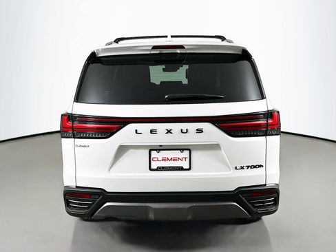 Used 2025 Lexus LX 700h Overtrail image 8