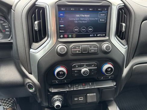 Used 2022 Chevrolet Silverado 1500 LT Trail Boss w/ Bed Protection Package AWD/4WD image 30
