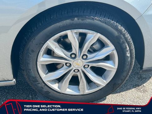 Used 2025 Chevrolet Malibu LT FWD image 21