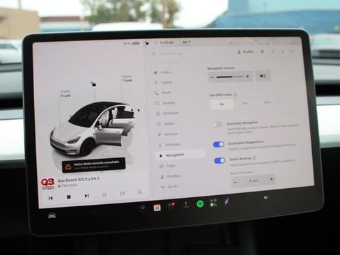 Used 2023 Tesla Model Y Performance AWD/4WD image 23