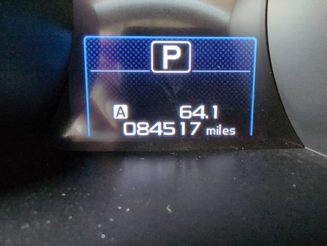 Used 2017 Subaru Outback 3.6R Limited AWD/4WD image 23