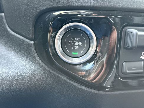 New 2026 GMC Sierra 1500 Elevation w/ Elevation Premium Package AWD/4WD image 17