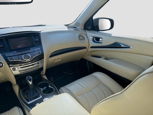 Used 2019 INFINITI QX60 Luxe w/ Essential Package image 22