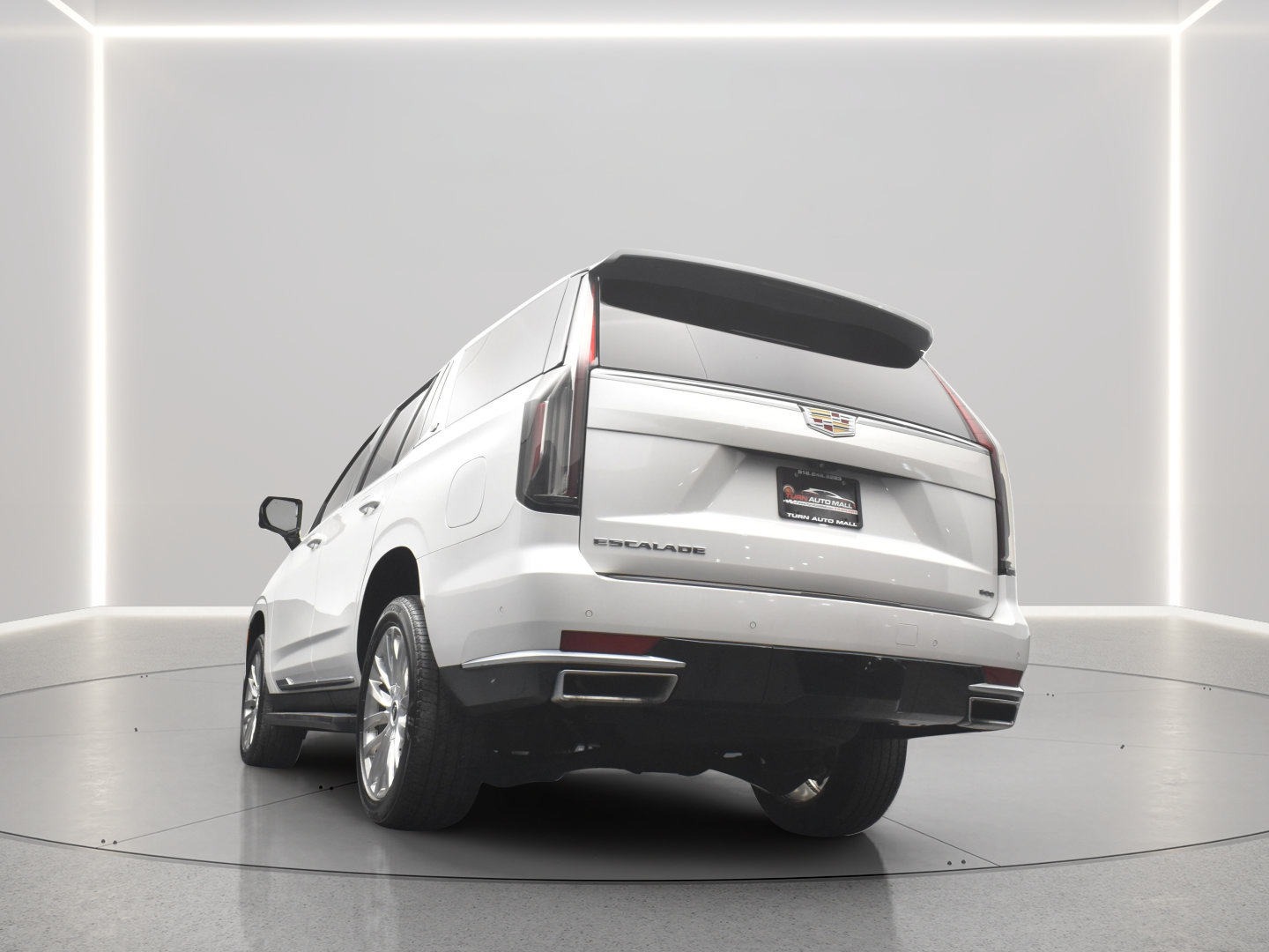 Used 2022 Cadillac Escalade Premium Luxury AWD/4WD image 6
