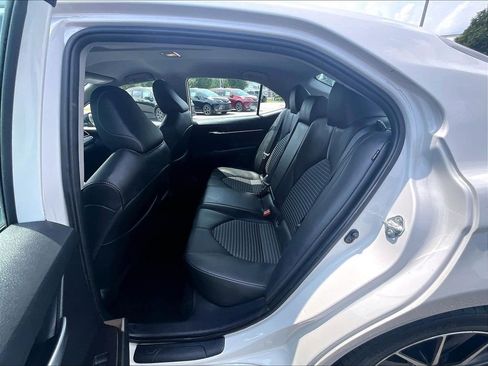 Used 2024 Toyota Camry SE FWD image 15