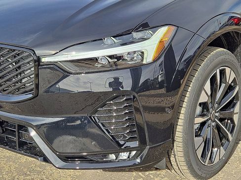 New 2026 Volvo XC60 B5 Plus w/ Protection Package Premier image 9