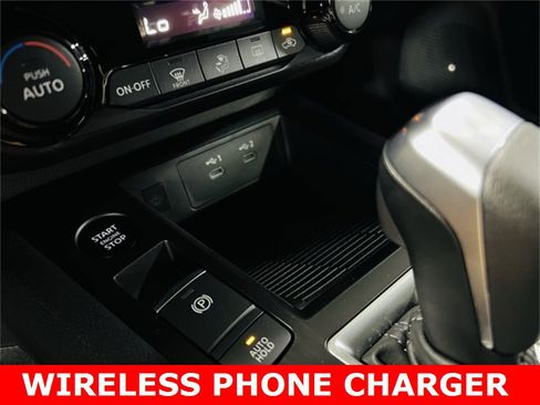 New 2026 Nissan Kicks SV image 8