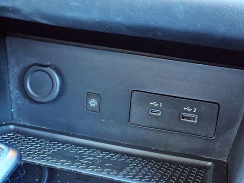 Certified 2024 Nissan Pathfinder SL w/ SL Premium Package image 25