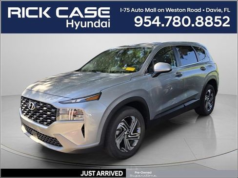 Used 2023 Hyundai Santa Fe SE FWD image 1