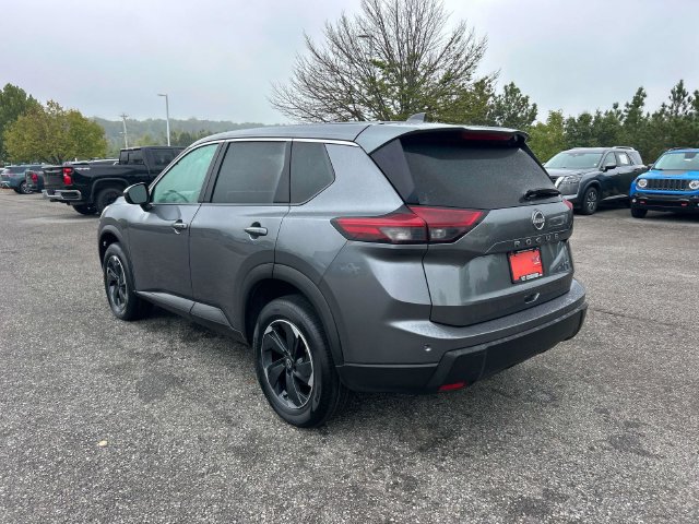 Certified 2025 Nissan Rogue SV AWD/4WD image 6