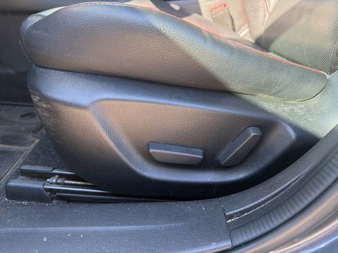 Used 2014 MAZDA MAZDA3 s Grand Touring w/ Technology Package image 13