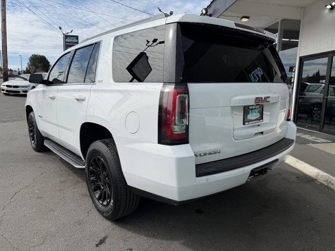 Used 2017 GMC Yukon SLT AWD/4WD image 6