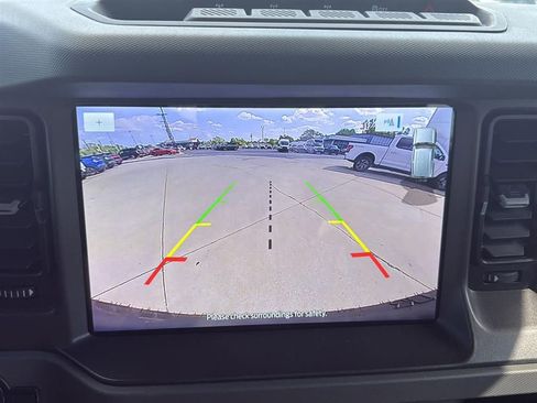 Used 2024 Ford Bronco Big Bend w/ Sasquatch Package image 12