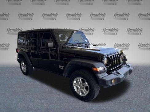 Used 2020 Jeep Wrangler Unlimited Sport S AWD/4WD image 2