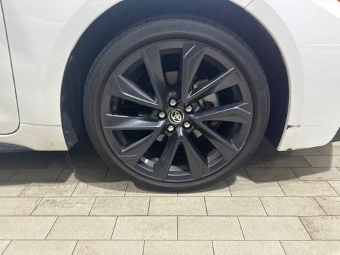 Used 2024 Toyota Corolla SE image 11