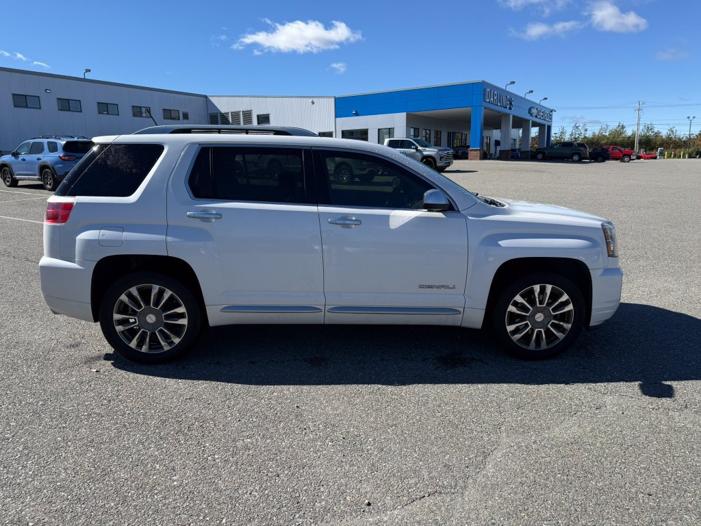 Used 2017 GMC Terrain Denali AWD/4WD image 8