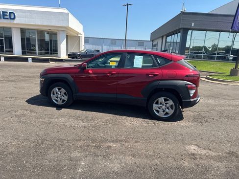 Used 2024 Hyundai Kona SE AWD/4WD image 10