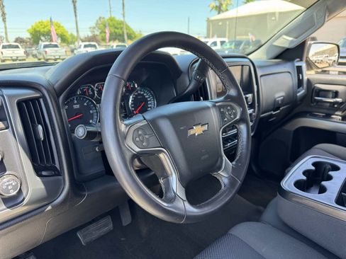 Used 2017 Chevrolet Silverado 1500 LT w/ High Desert Package AWD/4WD image 25