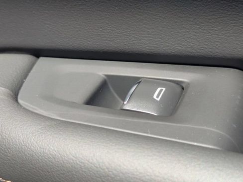 New 2026 Chevrolet Suburban High Country AWD/4WD image 38