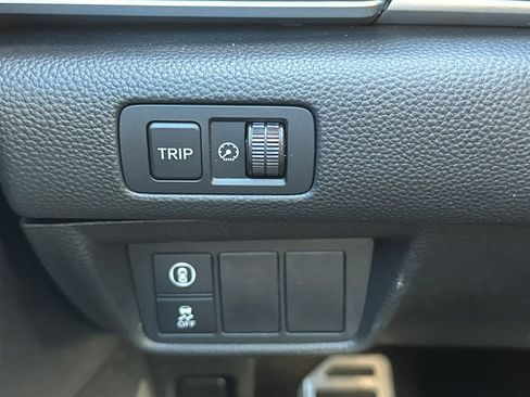 Used 2022 Honda Accord Sport image 30