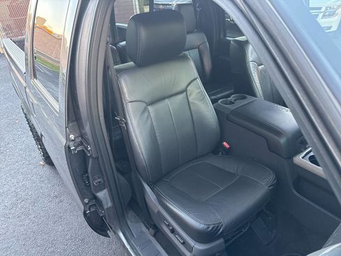 Used 2014 Ford F250 Lariat w/ Chrome Package image 38