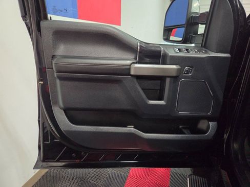 Used 2022 Ford F350 Platinum image 35