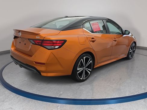 Certified 2023 Nissan Sentra SR w/ SR Premium Package FWD image 5