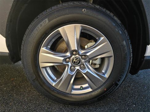 Certified 2025 Toyota RAV4 XLE image 9