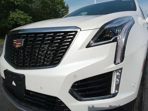 New 2026 Cadillac XT5 Premium Luxury w/ Driver Assist Package AWD/4WD image 7