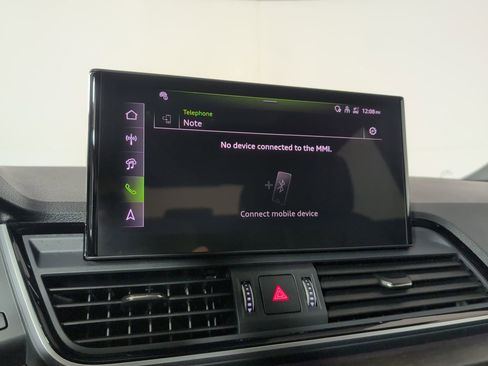 Certified 2025 Audi Q5 2.0T Premium Plus w/ Premium Plus Package image 8