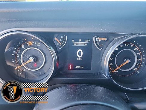 Used 2023 Jeep Wrangler Sport image 9