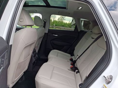 New 2026 Audi Q3 quattro 2.0T AWD/4WD image 6