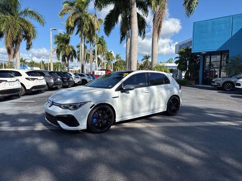 Used 2023 Volkswagen Golf R image 13
