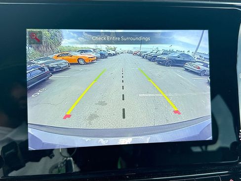 Used 2023 Jeep Wagoneer L Series II image 15