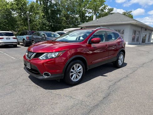 Used 2019 Nissan Rogue Sport SV w/ Technology Package AWD/4WD image 3
